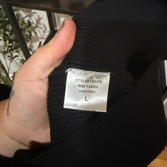 Sage the label Black Women's Sweater size large - Picture 6 of 10